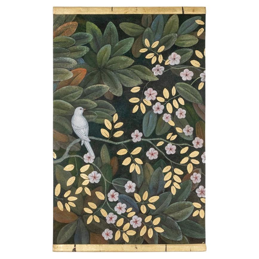 Tela dipinta che rappresenta un uccello in un decoro floreale. Contemporaneo.