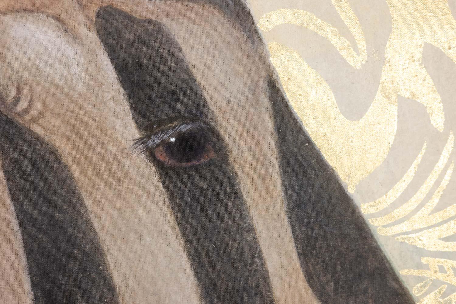 Painted canvas representing an Orix on a gold background. Contemporary. In Excellent Condition For Sale In Saint-Ouen, FR