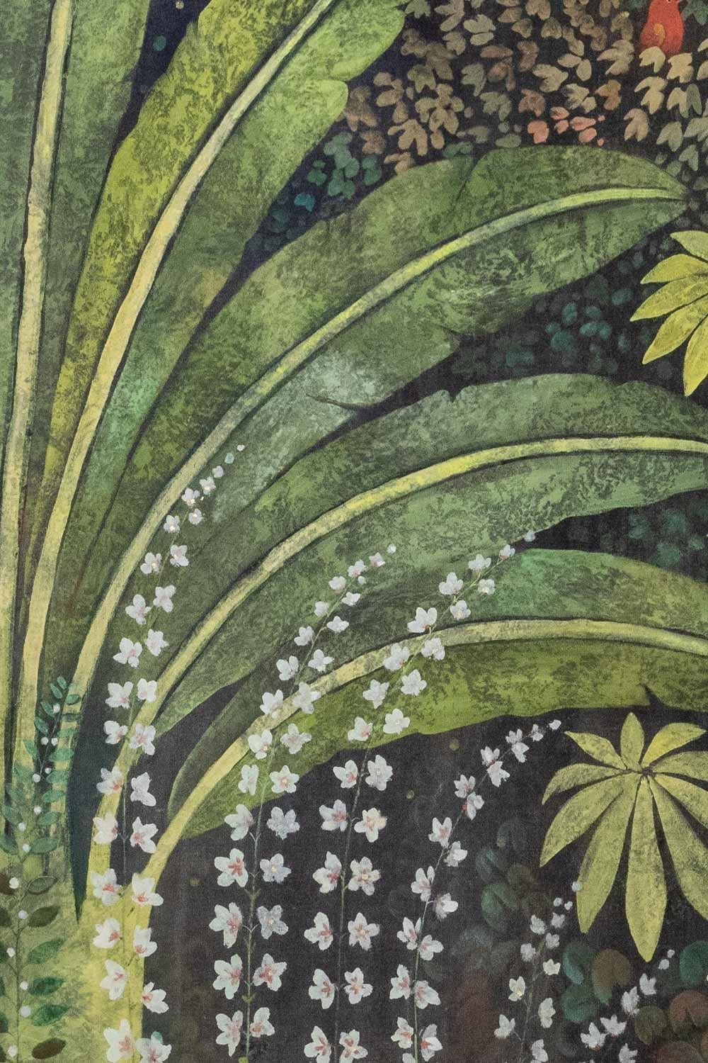 Tela dipinta che rappresenta uccelli di colore arancione nella savana, con grandi foglie in primo piano e cespugli sullo sfondo. Bacchette realizzate con fogli di rame.

Opere di artisti francesi contemporanei.

Dimensioni: H. 220 x 120