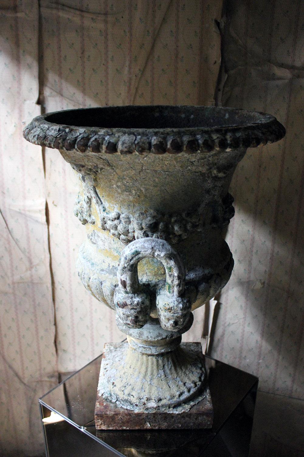 Painted Cast Iron Campana Urn Attributed to Andrew Handyside, circa 1870 1
