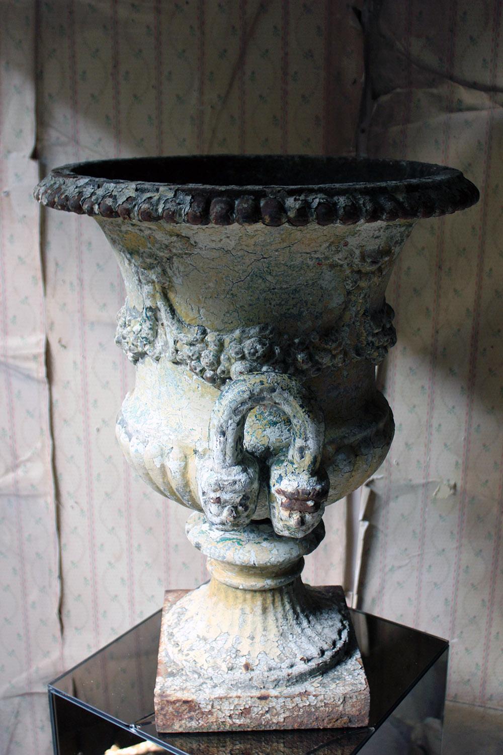 Painted Cast Iron Campana Urn Attributed to Andrew Handyside, circa 1870 6