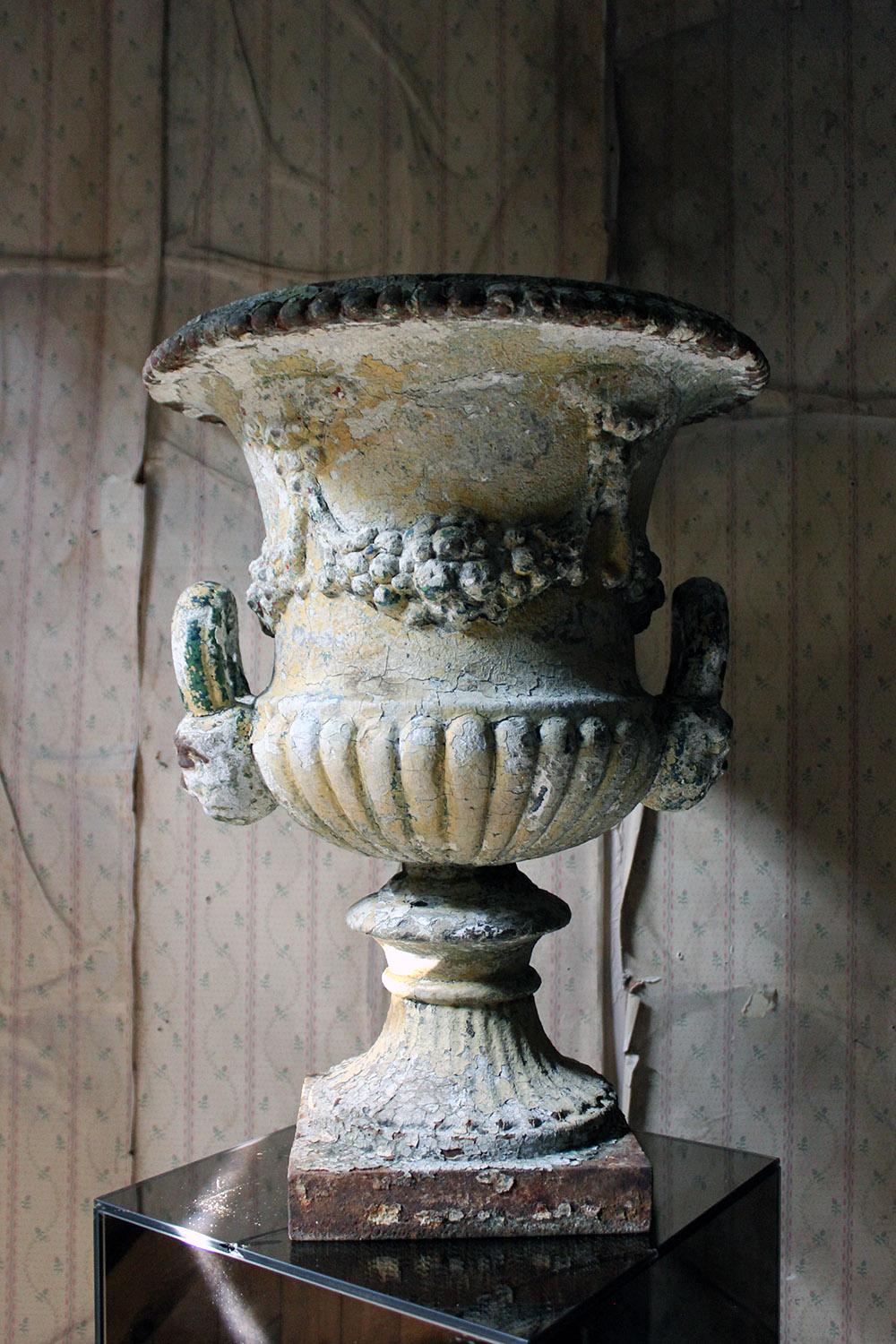 Painted Cast Iron Campana Urn Attributed to Andrew Handyside, circa 1870 8