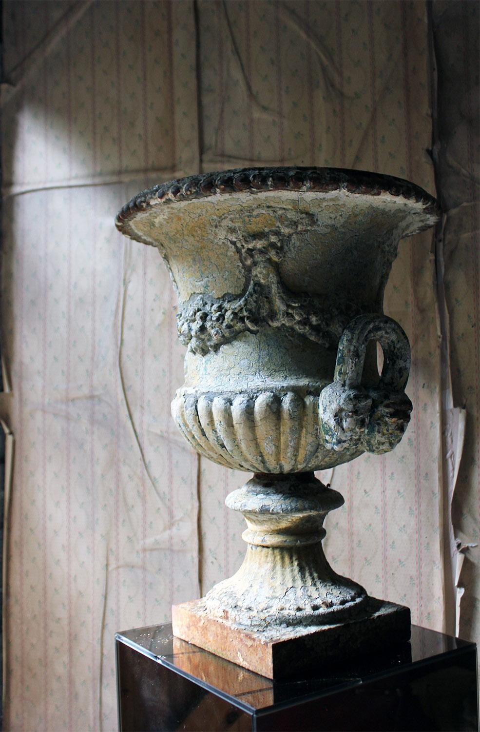 Painted Cast Iron Campana Urn Attributed to Andrew Handyside, circa 1870 9