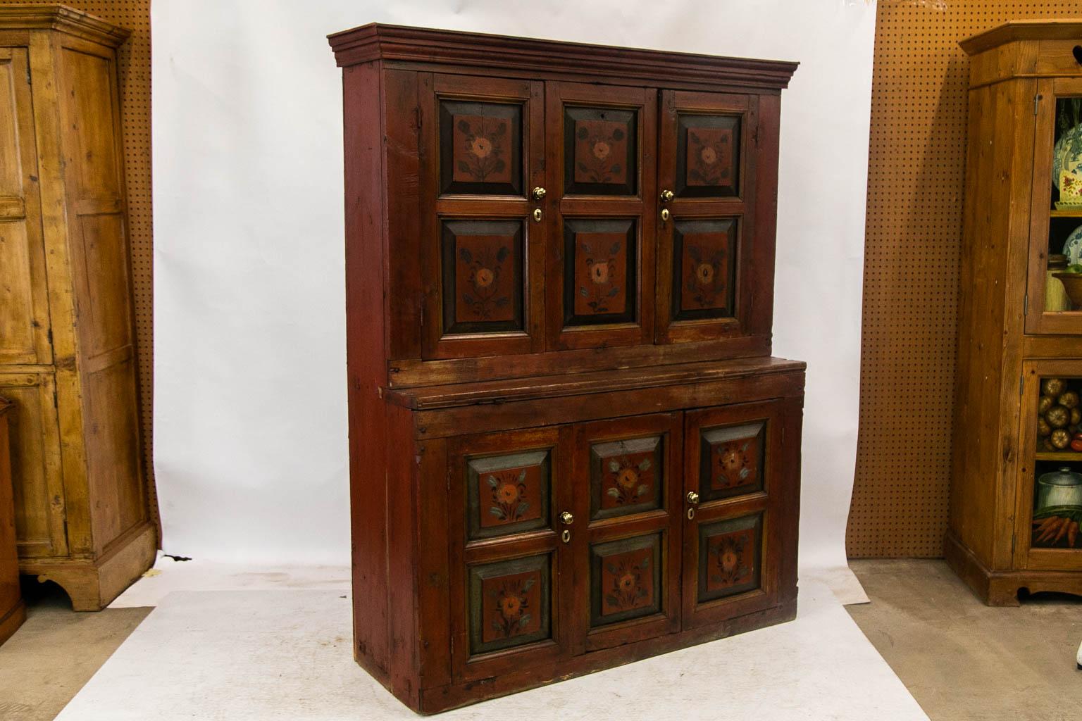 Credenza centrale europea dipinta 5