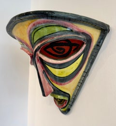 Bemalte Keramikmaske von Accolay, Frankreich, um 1955