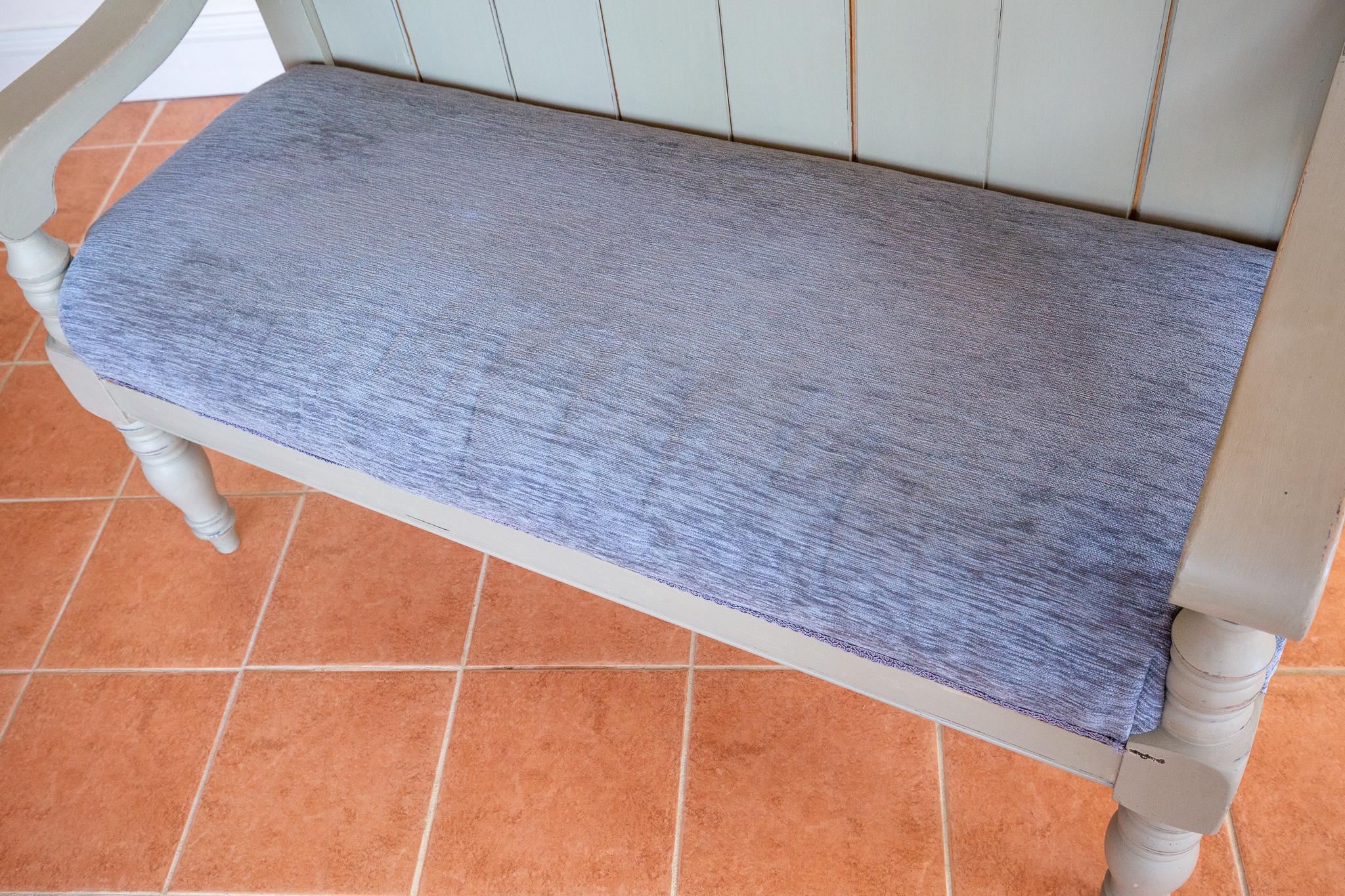 Banc de chapelle peint English Antique Upholstered Oak Victorian Settle Grey Blue en vente 4