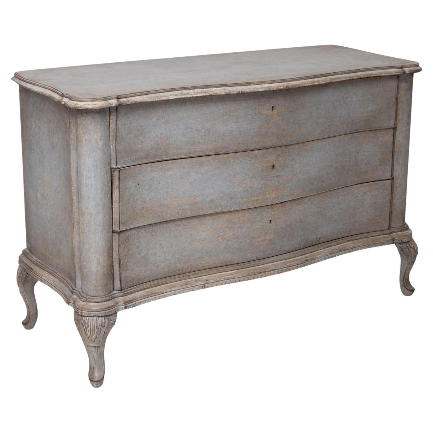 Painted chest of drawers in baroque style, 20th century For Sale