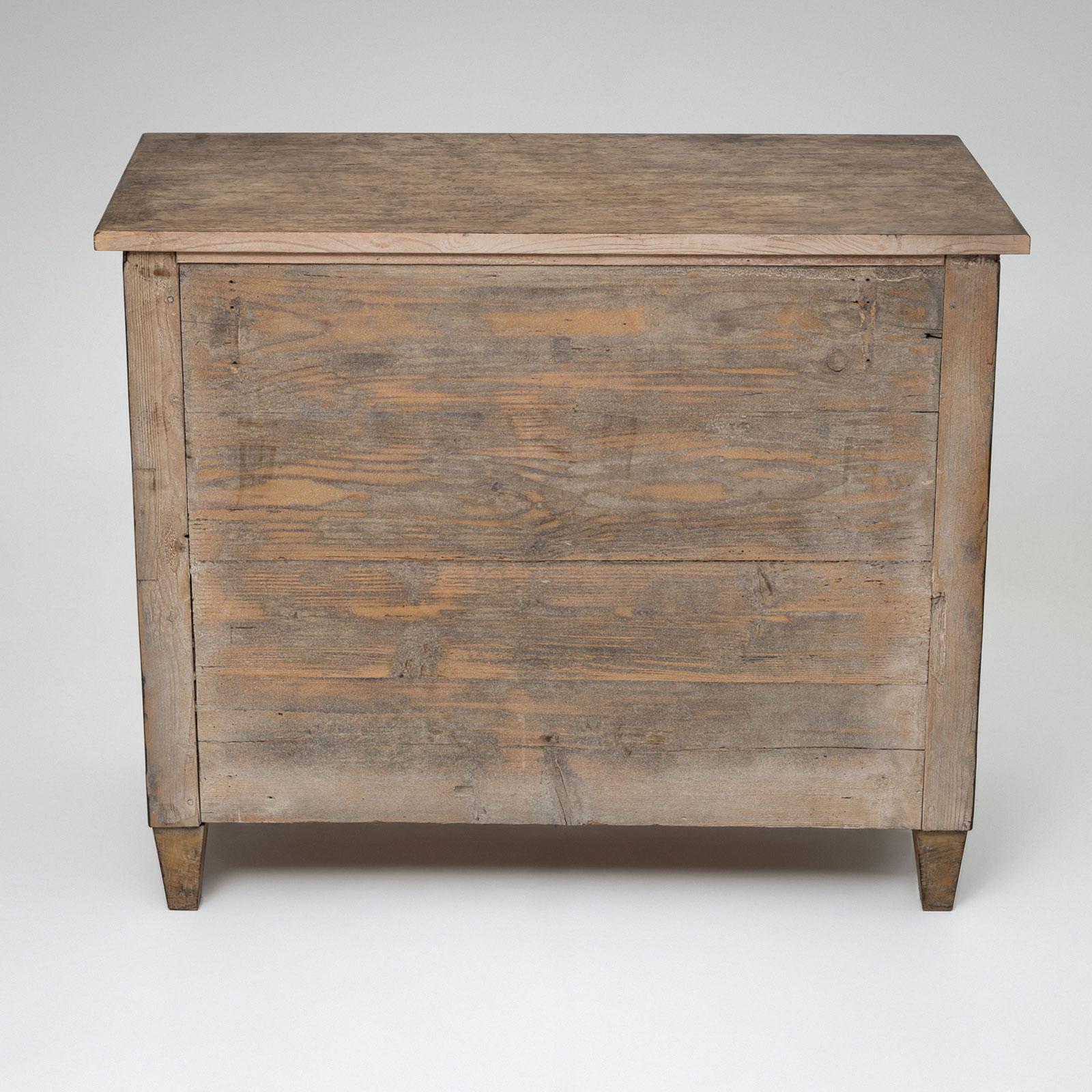 Painted Chest of Drawers, Mid-19th Century in vendita 1