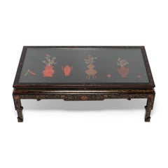 Tavolo cinese Kang dipinto con intarsi in pietra, 1900 ca.