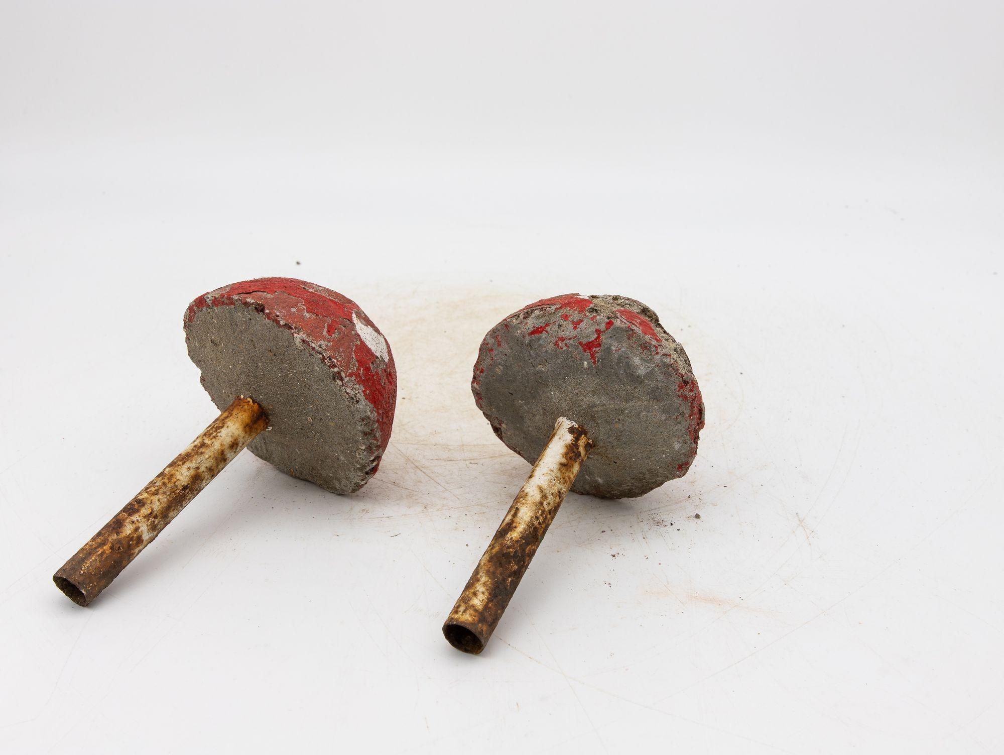 Painted Concrete Garden Mushroom Statues, France 1950s In Good Condition For Sale In South Salem, NY