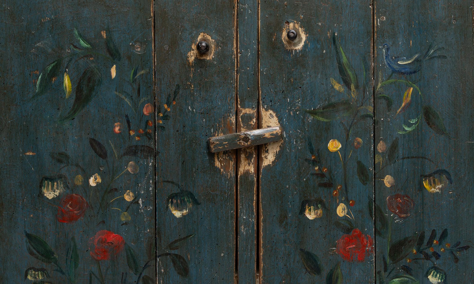 Armario pintado, América circa 1900 principios del siglo XX en venta