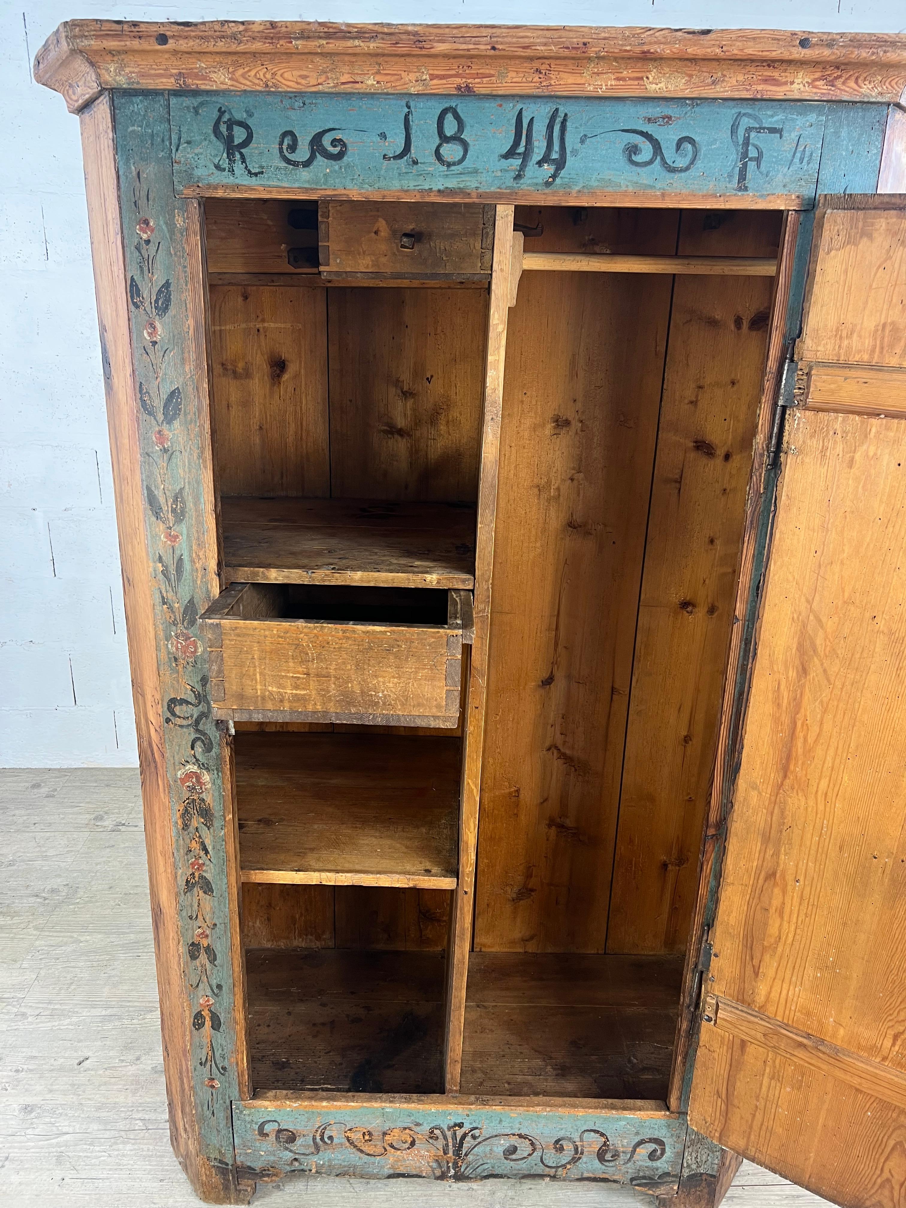 Austrian Painted cupboard – Floral bonnetiere – 1844 For Sale