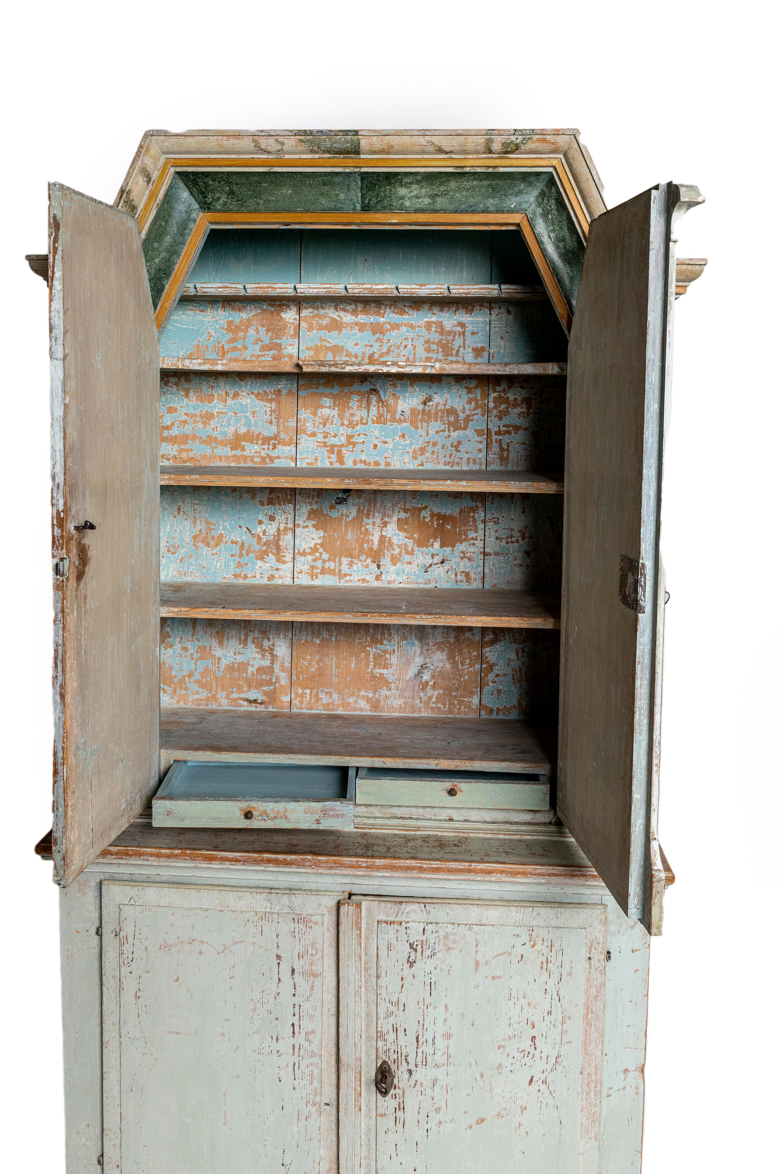 XIXe siècle Armoire peinte en vente