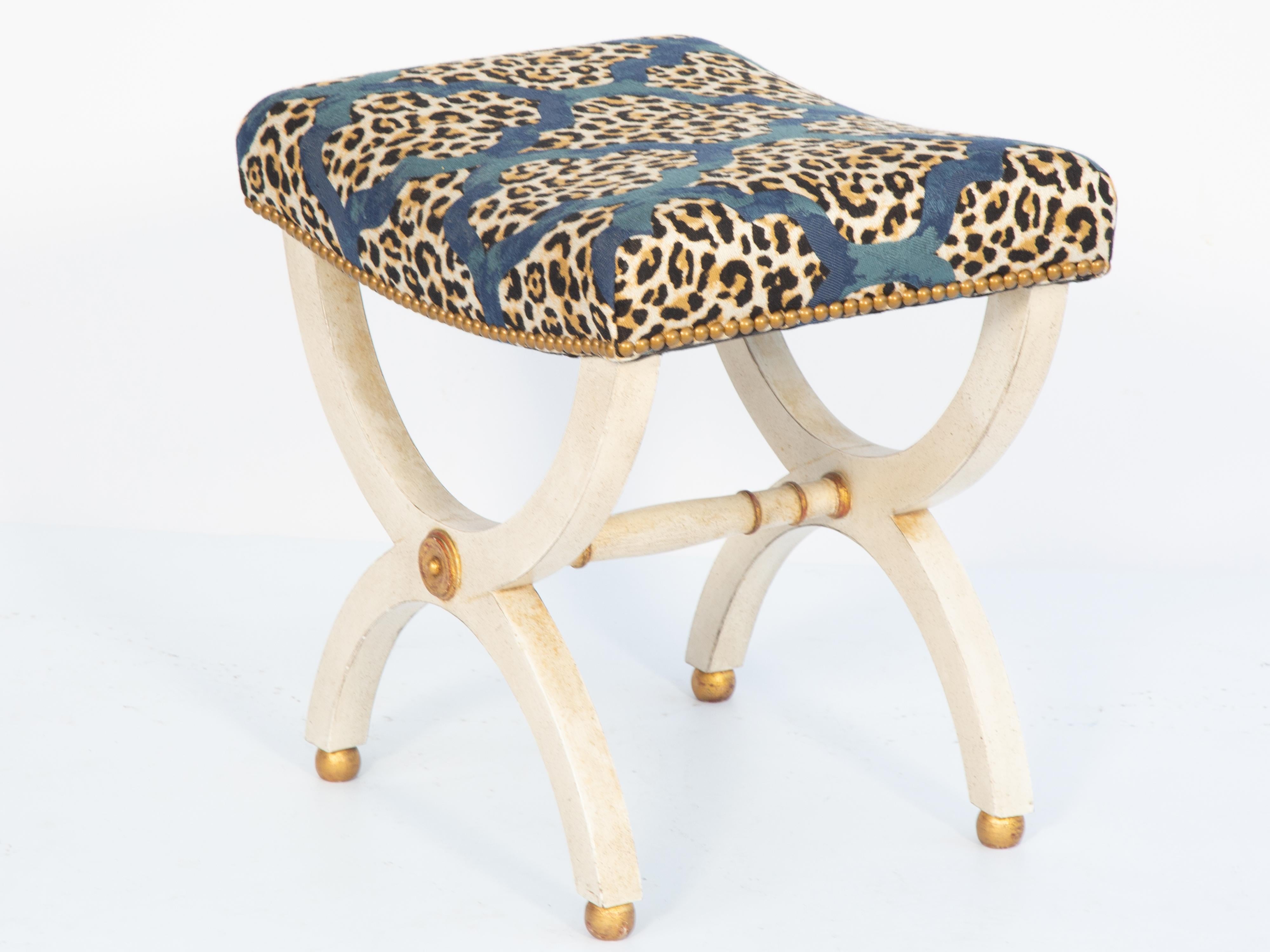 Painted Curule Bench with Gilt Accents Upholstered with Leopard Print Fabric In Good Condition In West Palm Beach, FL