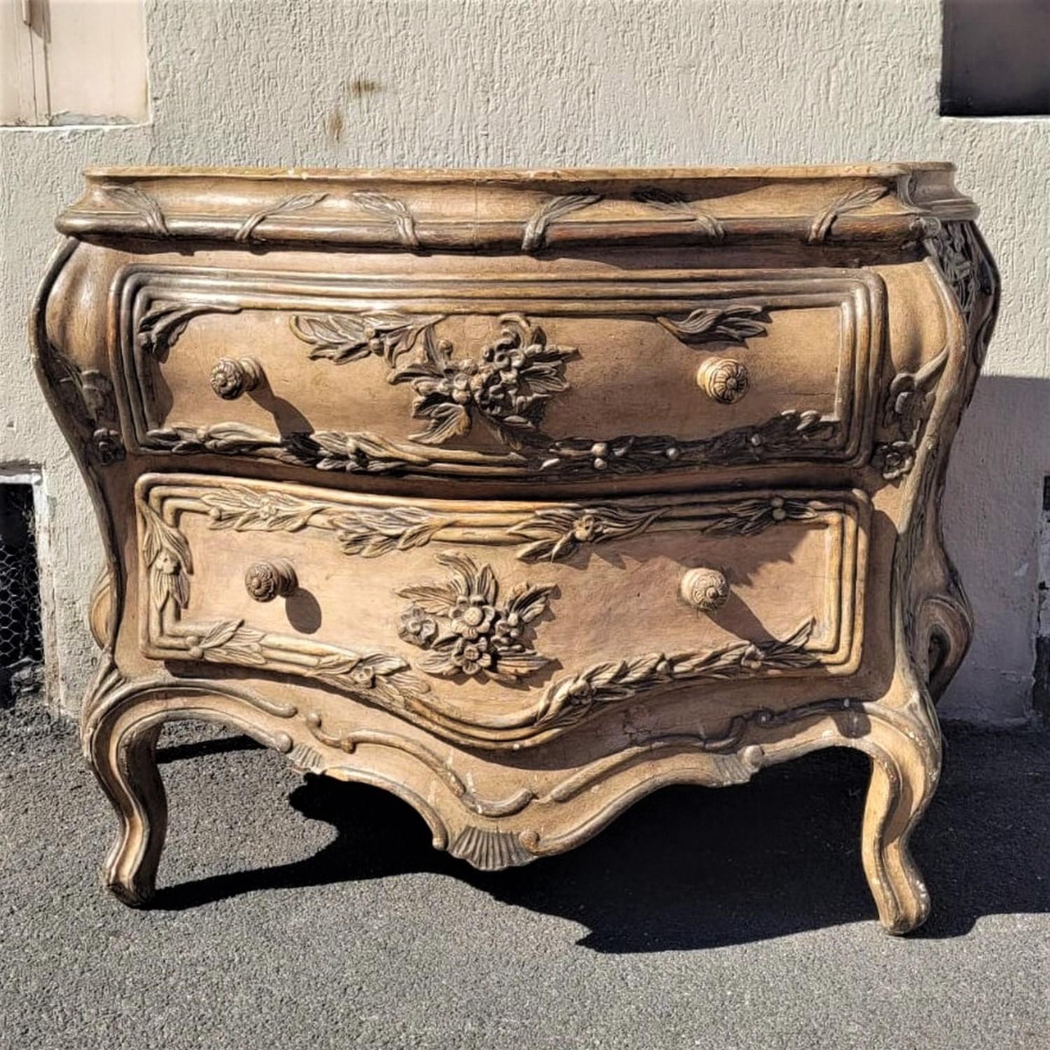 Wood Painted Curved Commode, Venice, Louis XV Style, Xixth Century