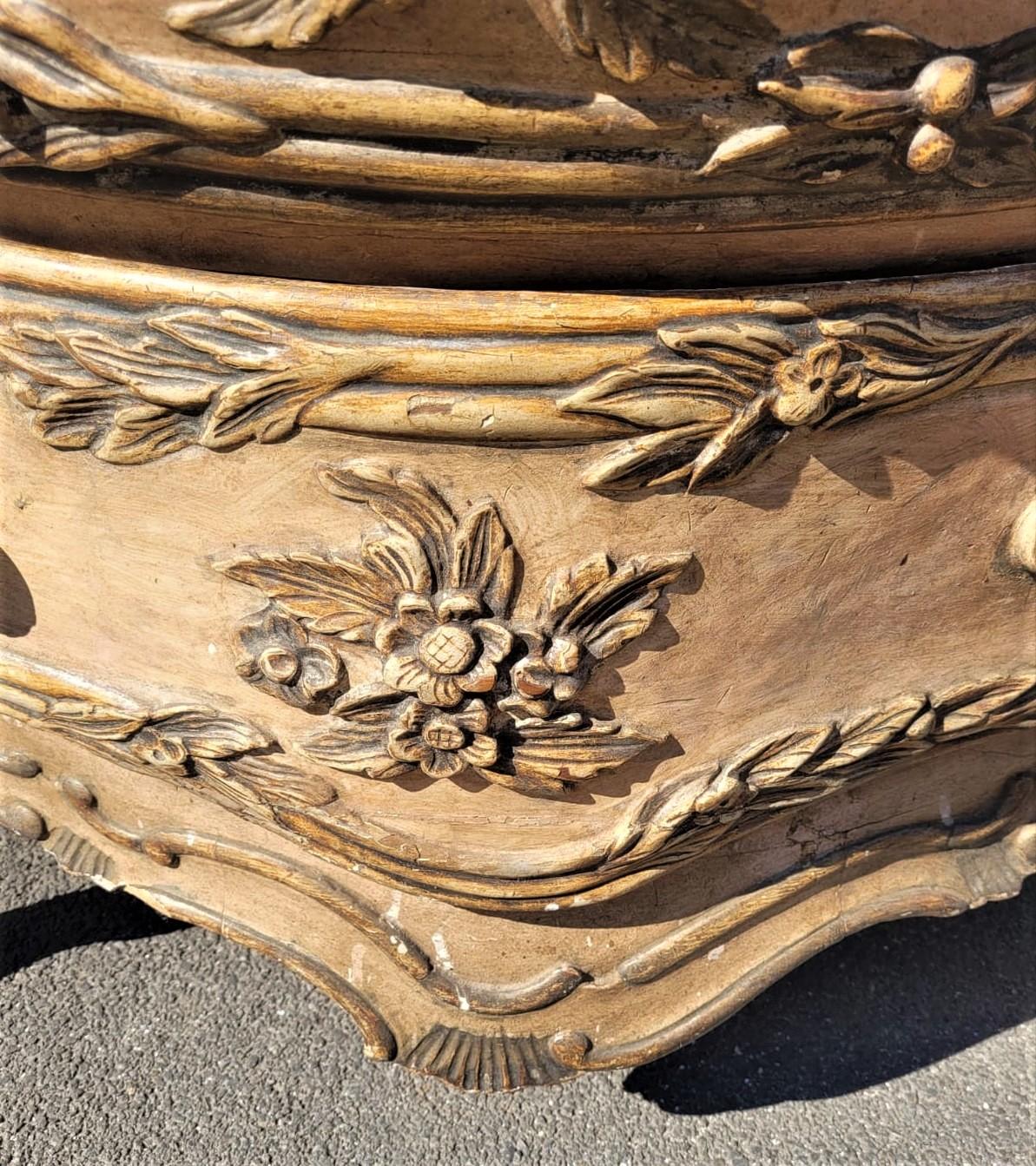 Painted Curved Commode, Venice, Louis XV Style, Xixth Century 1