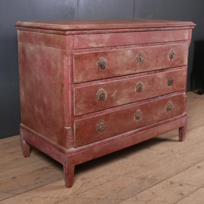 Early 19th century Danish painted four-drawer commode with a dummy drawer, 1820.

Dimensions:
50 inches (127 cms) wide
24.5 inches (62 cms) deep
40 inches (102 cms) high.

 