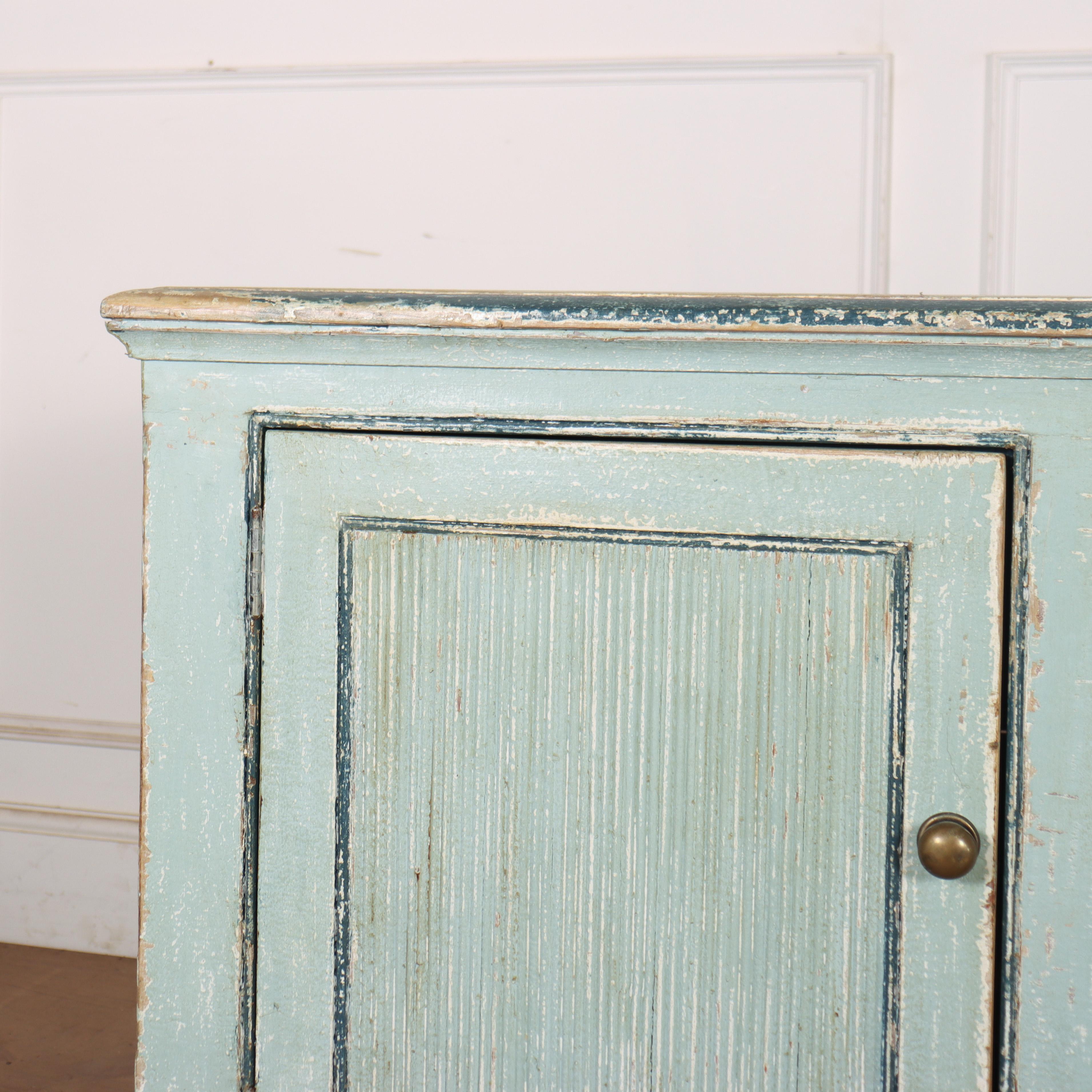 19th century painted Danish pine enfilade with reeded detail to the doors. 1840. 


Code: 8950

Dimensions:
W: 70