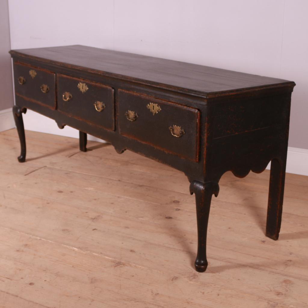 Painted Dresser Base In Good Condition In Leamington Spa, Warwickshire