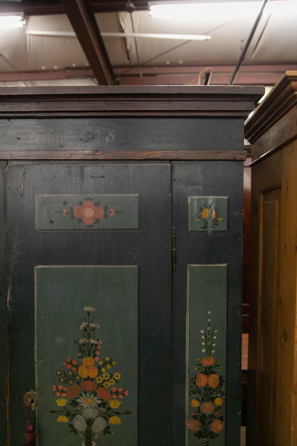 Painted European Armoire In Good Condition In Wilson, NC