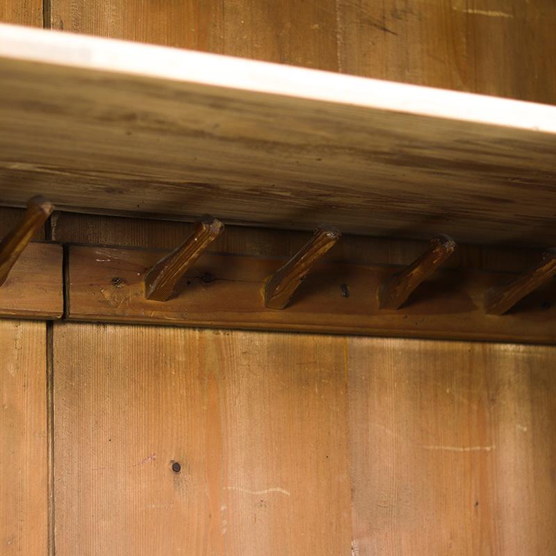 Armadietto da sposa dipinto in stile folkloristico 1773 in vendita 1