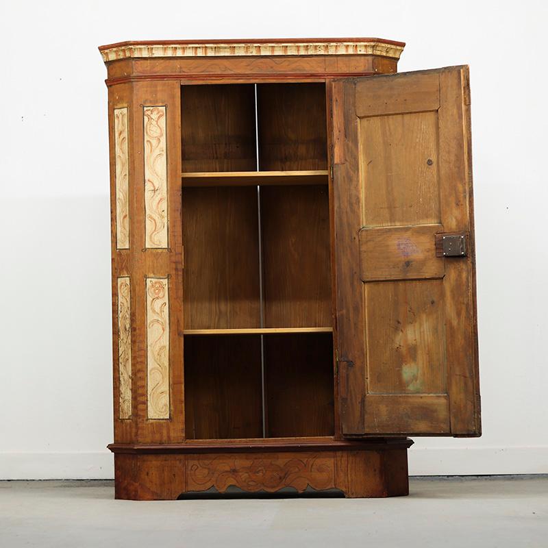 Gabinete Nupcial de Arte Popular Pintado 1806 Pino en venta