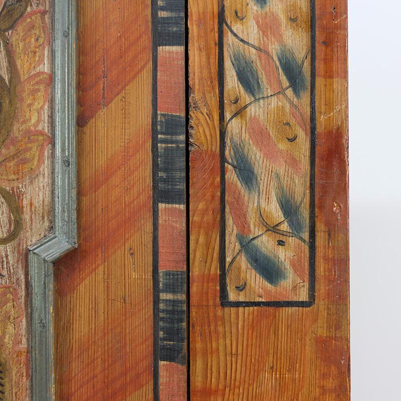 Cabinet de mariage peint d'art populaire en vente 2