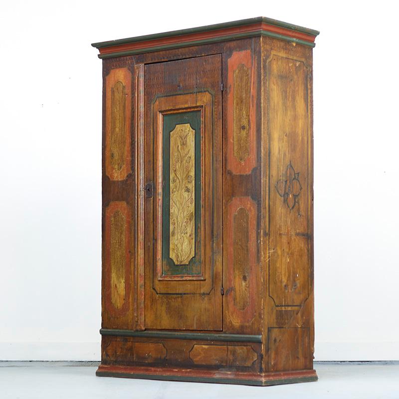 Gemaltes Volkskunst-Brautkabinett im Angebot 4