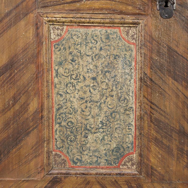 Armadio da sposa dipinto in stile Folk Art in vendita 5