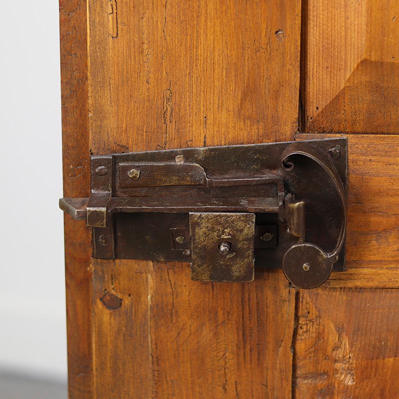 Armadio da sposa dipinto in stile Folk Art In condizioni buone in vendita a OOSTERHOUT, NL