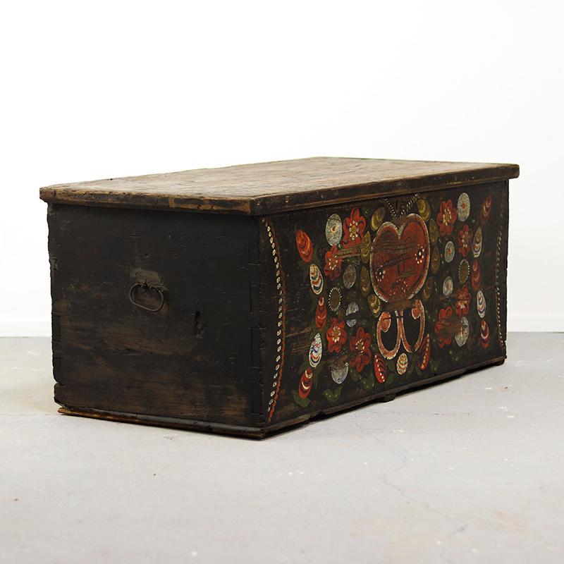 Antique Painted Folk Art Farmhouse Bridal Chest 1911 For Sale 5