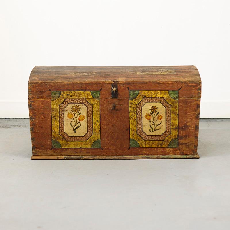 Allemand Coffre de mariage peint d'art populaire en vente