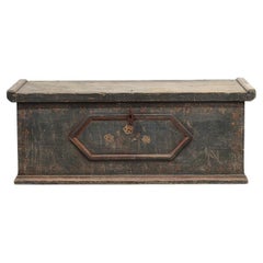 Coffre de mariage peint d
art populaire