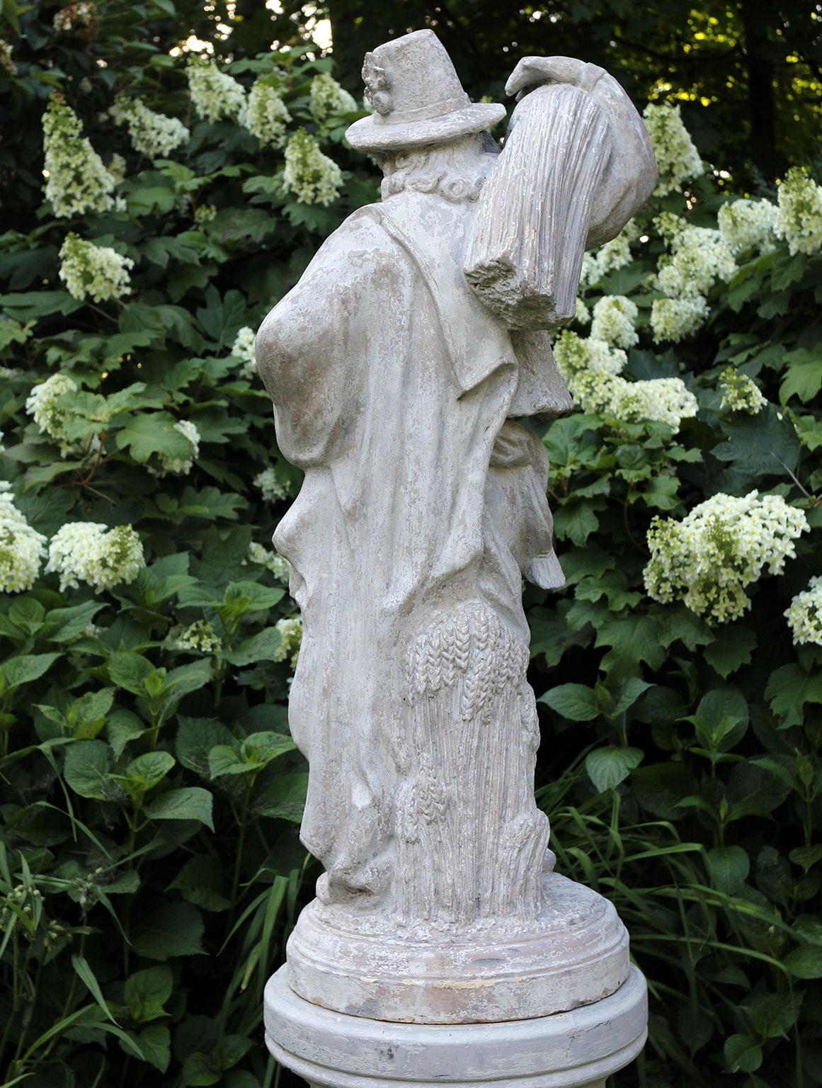 Pareja de figuras pastorales de terracota pintadas a la francesa en venta 1