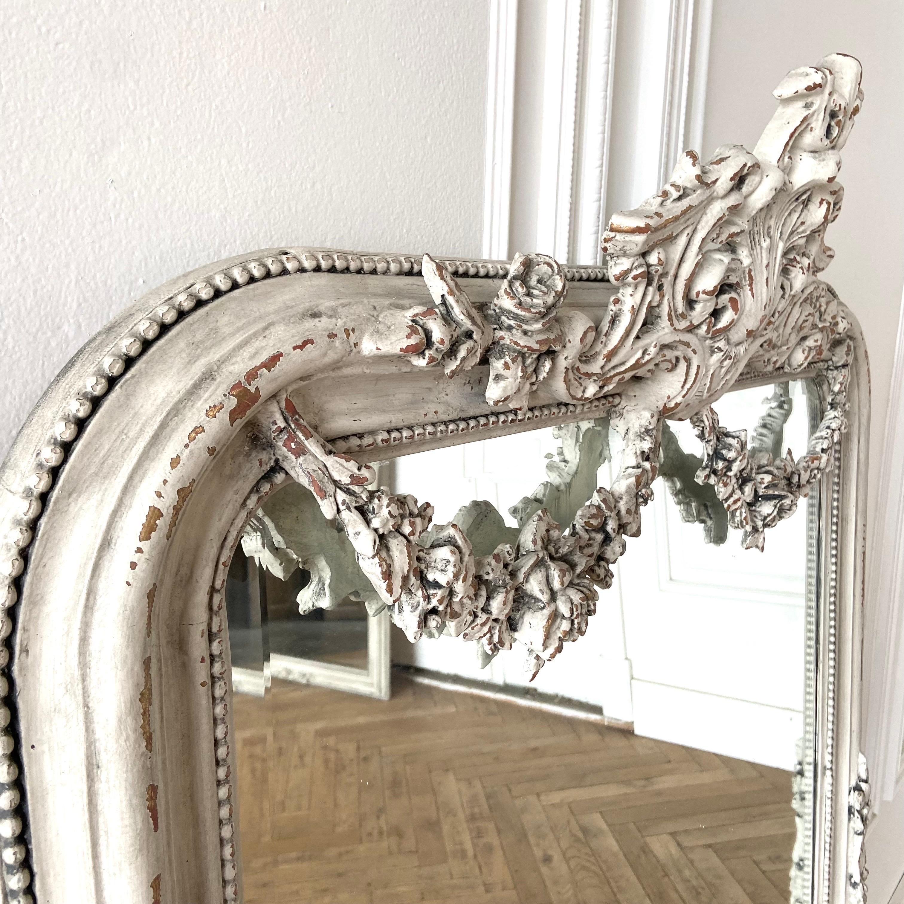 Painted French Style Mirror with Rose Swags In Good Condition In Brea, CA