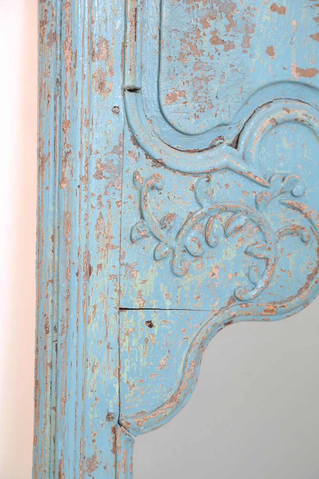 Painted French Trumeau Mirror In Distressed Condition For Sale In West Palm Beach, FL