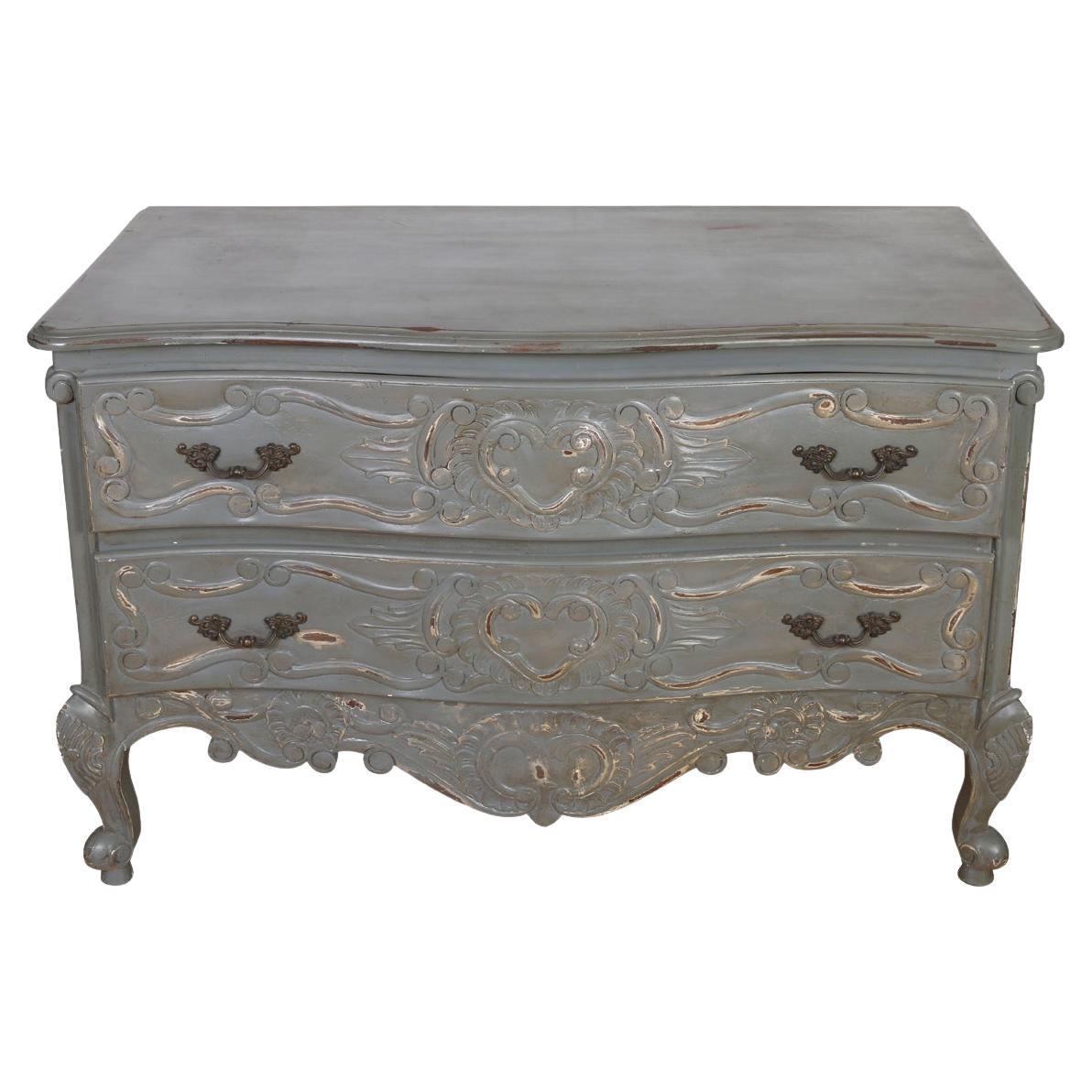 Commode provinciale francese dipinta di grigio