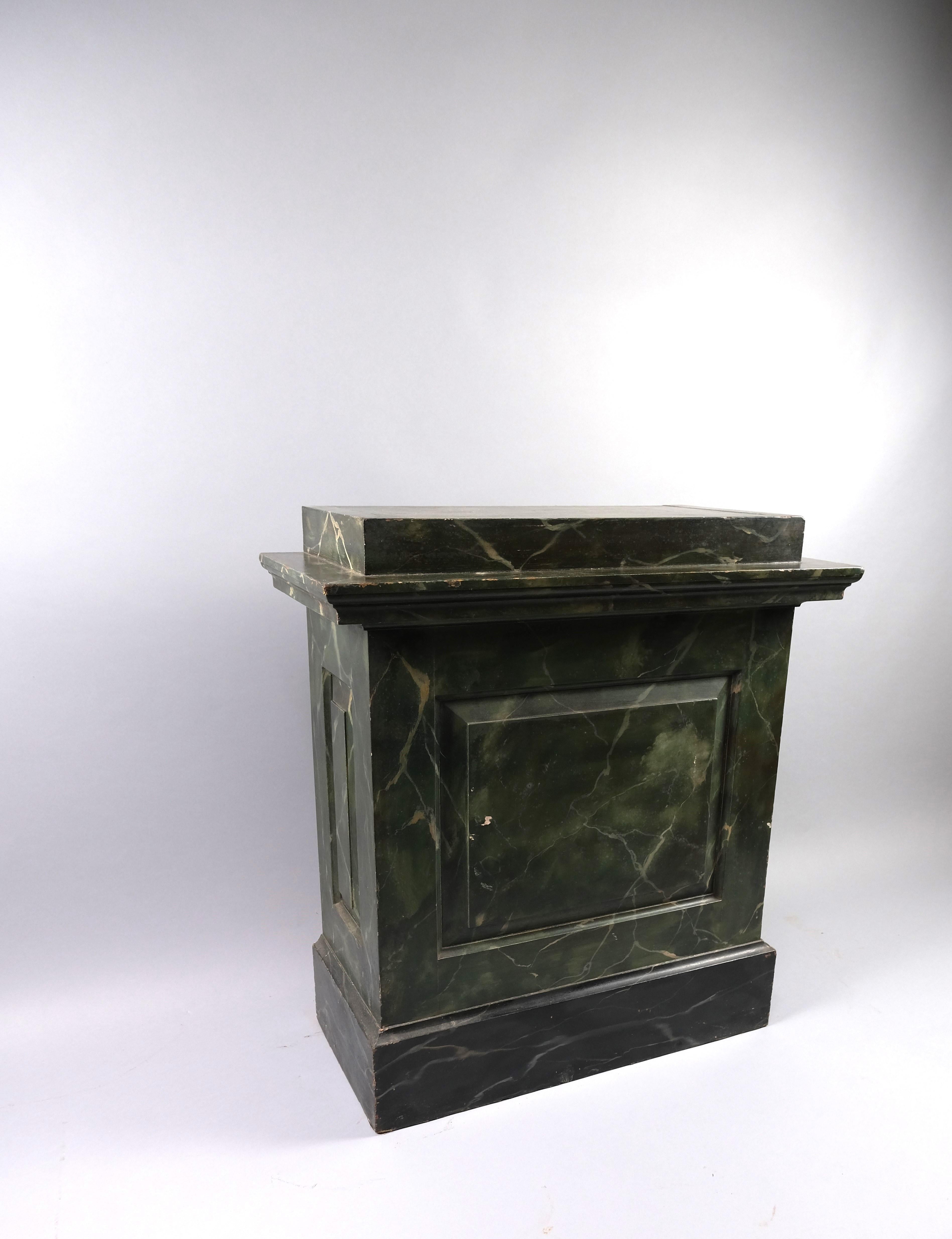 Painted green marble plinth/ pedestal In Good Condition For Sale In Cheltenham, GB