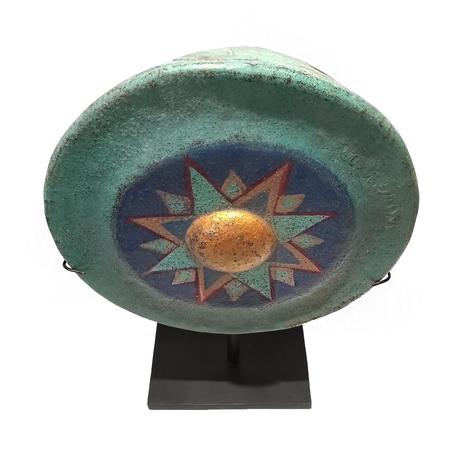 Painted Indonesian Gong on Stand, mid-20th Century In Good Condition For Sale In New York, NY