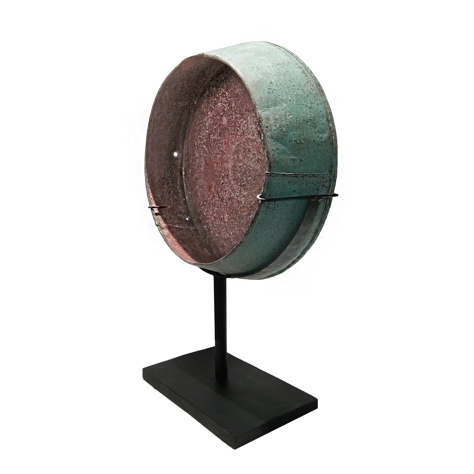Painted Indonesian Gong on Stand, mid-20th Century For Sale 1