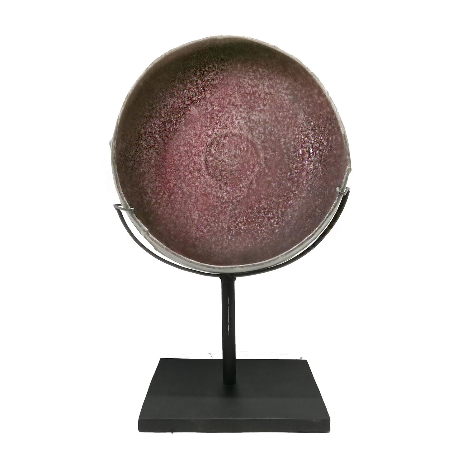 Painted Indonesian Gong on Stand, mid-20th Century For Sale 2