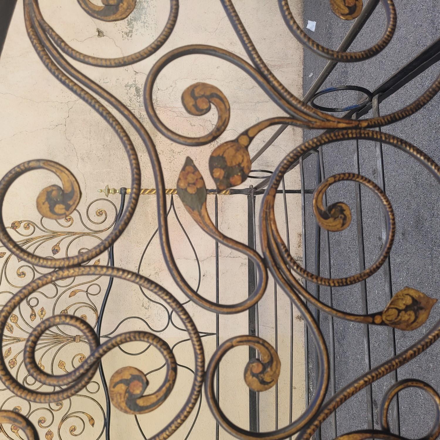 Painted Iron Bed, Genoa, Early 19th Century For Sale 10