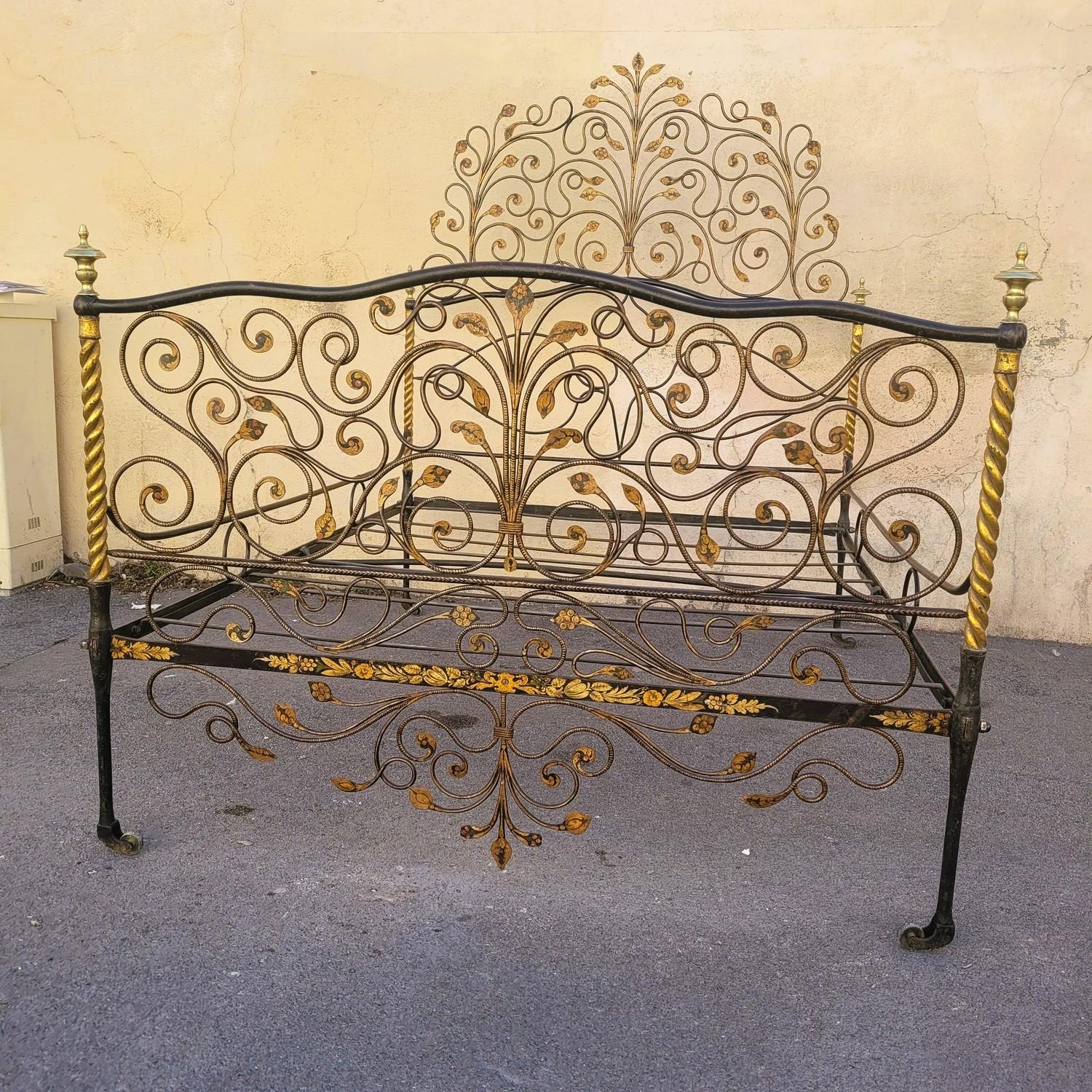 Louis XVI Painted Iron Bed, Genoa, Early 19th Century For Sale