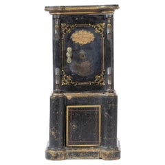 Painted iron safe - 19th century