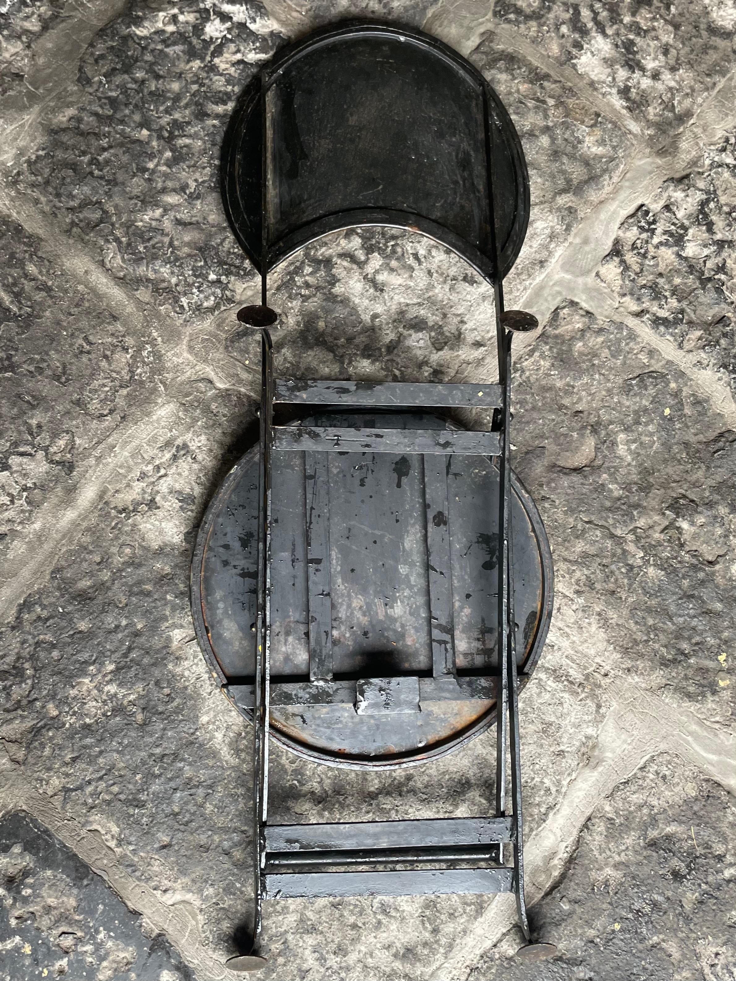 Tiroler Stuhl aus lackiertem Eisen im Angebot 4