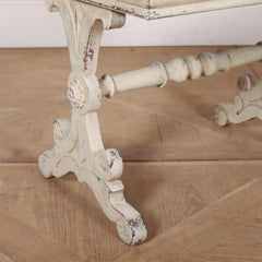 Sgabello italiano dipinto ad ago