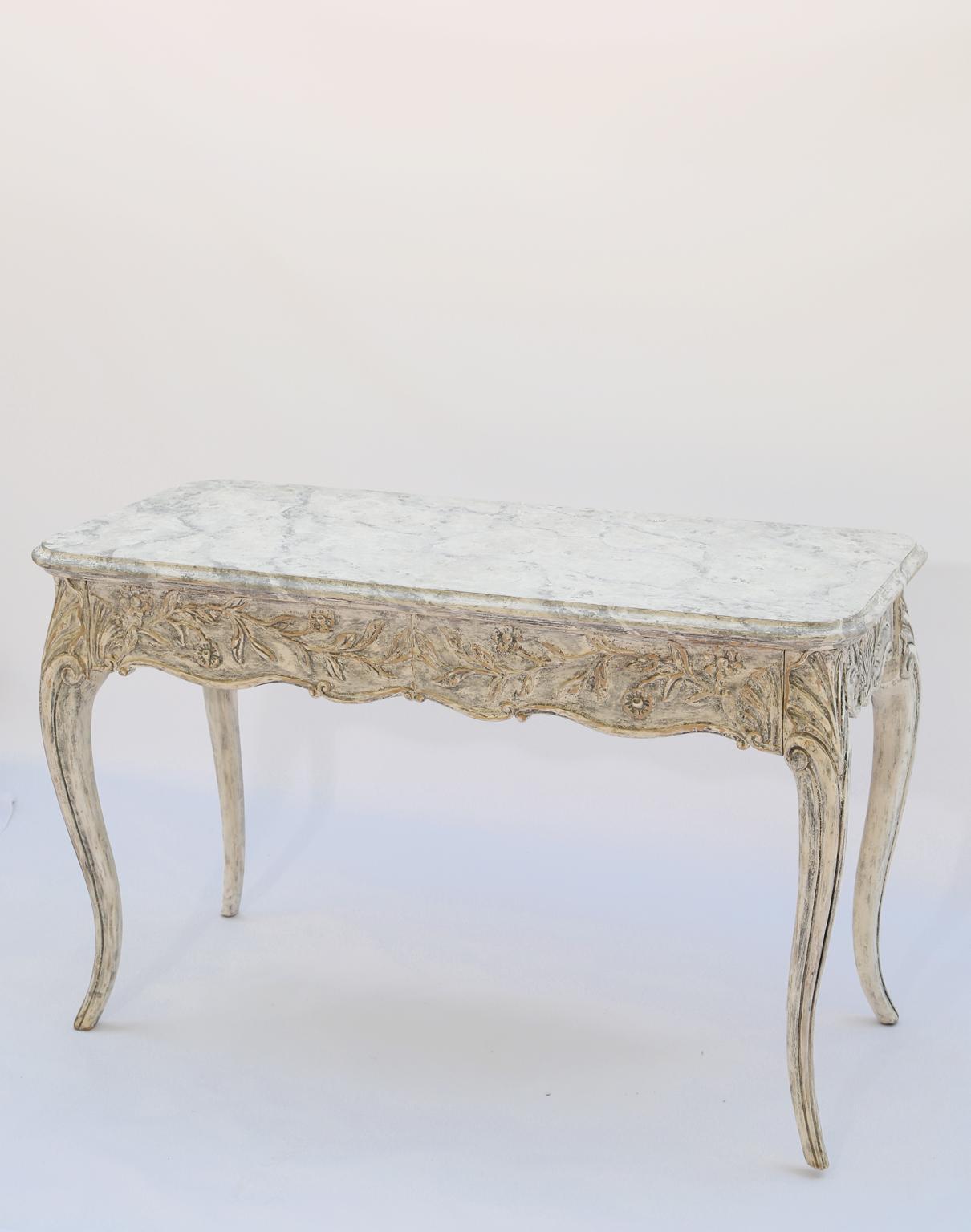 Painted Italian Writing Table with Acanthus Carved Apron In Distressed Condition In West Palm Beach, FL