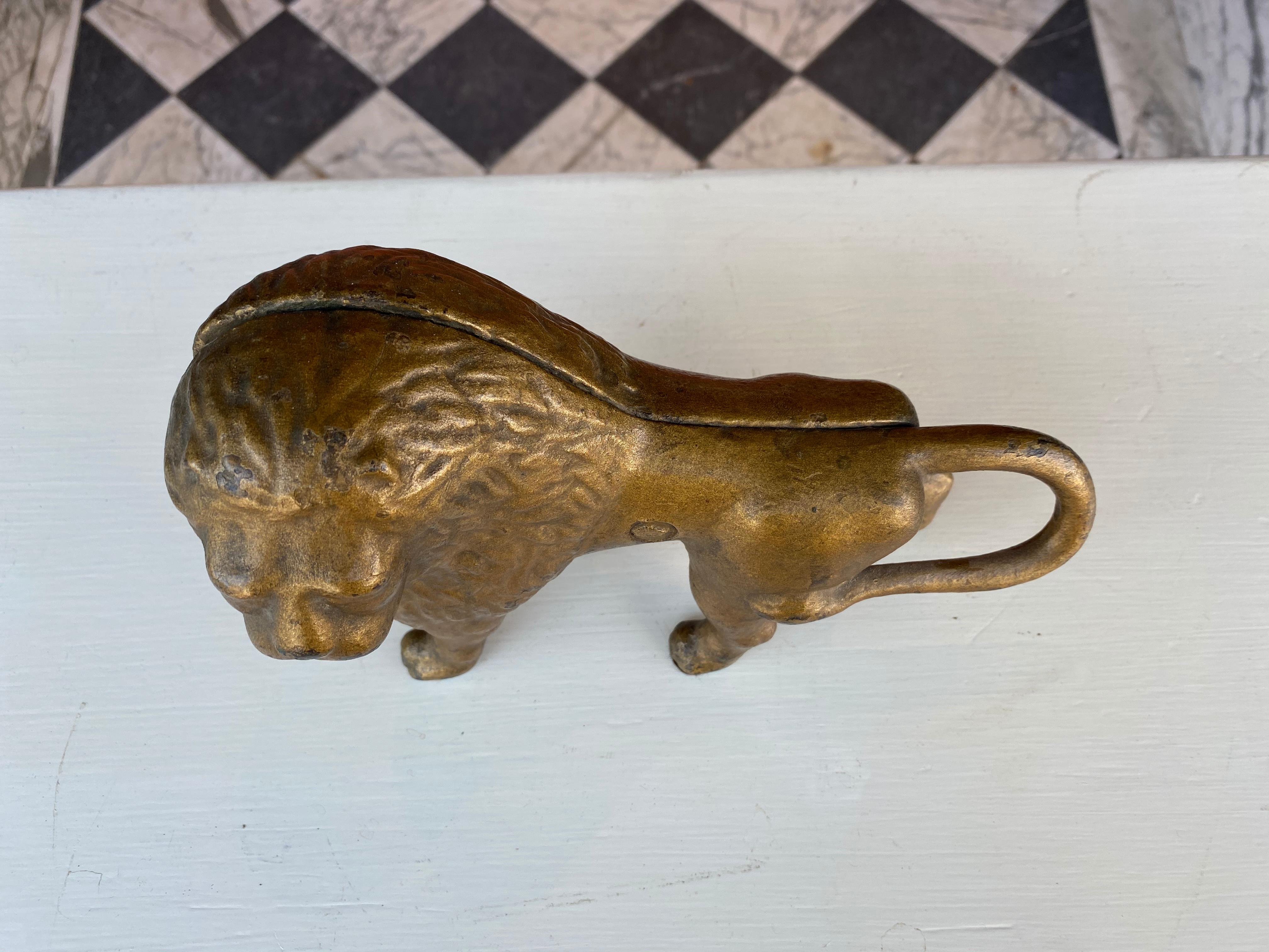 Late 19th Century Painted lion doorstop For Sale