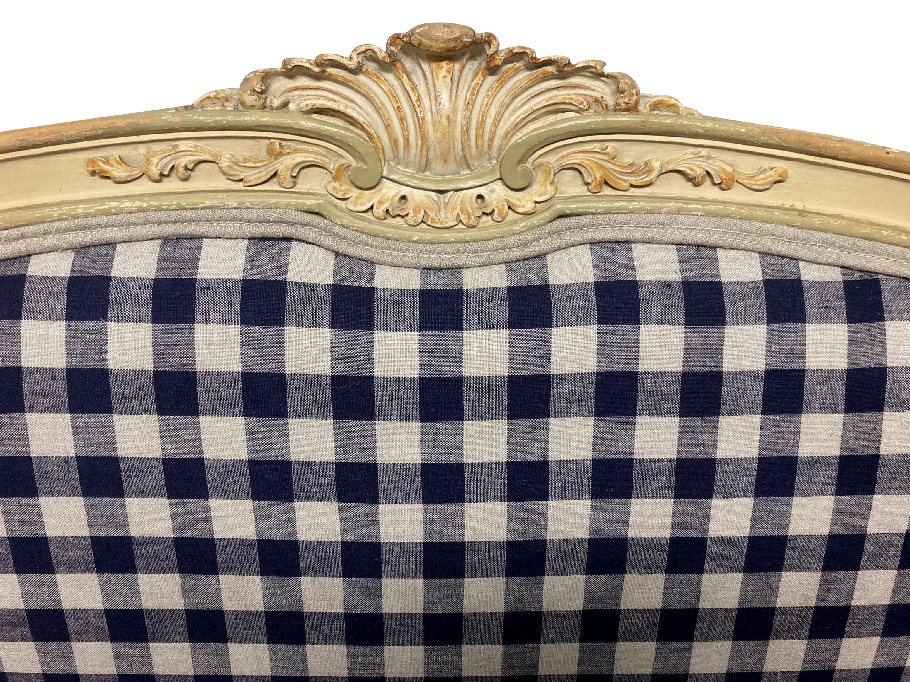 Canapé peint de style Louis XV Bon état - En vente à Kent, Dover