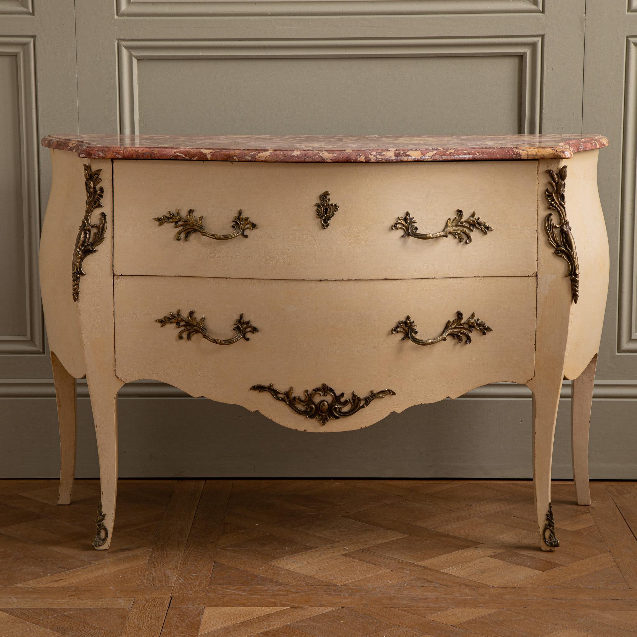 Painted Louis XV Style Commode Bombe with Ormolu and Marble Top In Good Condition For Sale In London, Park Royal
